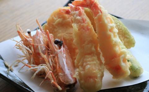 活き〆急速冷凍車えび【Mサイズ】　2kg（500g×4パック） お刺身 塩焼き 天ぷら フライ 急速冷凍 エビ 鮮度 おせち 養殖 瞬間冷凍 甲殻類 海産物 うまみ 送料無料 海鮮 くるまえび 海老