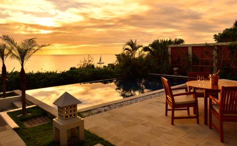 ザ・ブセナテラス　ペア宿泊券（ クラブヴィラ・プレジデンシャルスイート ）