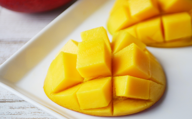 2025年発送【ニャンニャンフルーツパラダイス】名護市からお届けします！家庭用マンゴー　2kg以上 先行予約【数量限定】 完熟 マンゴー アップル 南国 沖縄 フルーツ くだもの 果物 果実 先行予約 産地直送 贅沢 濃厚 スイーツ デザート 旬の果物 ご家庭用 ご自宅用 国産 冷蔵