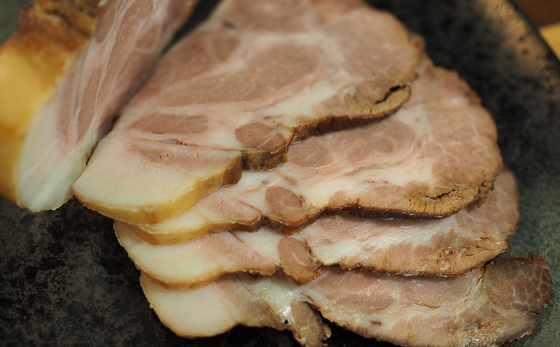 【3ヵ月定期便】【訳あり】あぐー豚肉ロースブロック　400g 簡易包装シリーズ【白豚あぐー】 訳アリ 豚 肉 簡易包装 SDGS スライス ステーキ あぐー 名護市 銘柄豚肉 簡単料理 アレンジ おかず 食品 国産豚 うまみ 冷凍 真空パック やんばる 国産