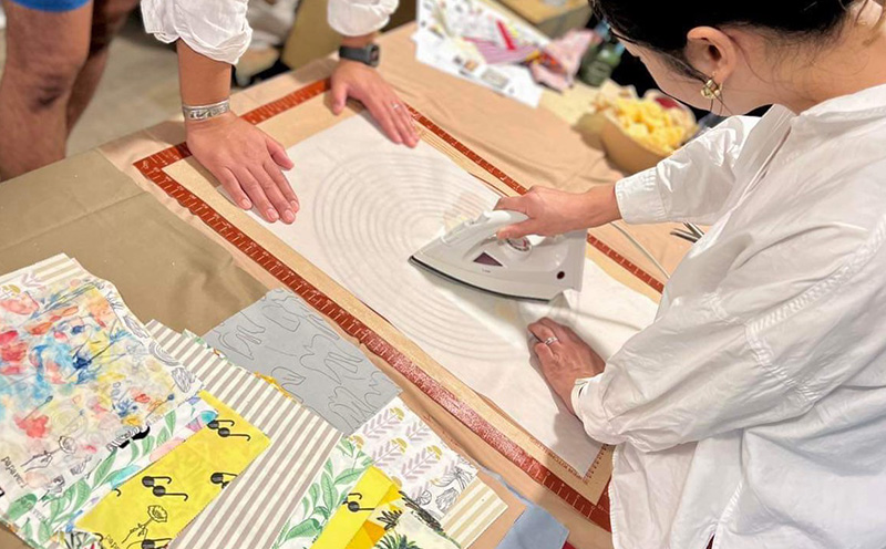 蜜蝋（ミツロウ）ラップ　S・M2枚セット 日用品 生活雑貨 雑貨 ラップ 蝋 ロウ みつろう 蜜蝋ラップ SDGｓ コラボ オリジナル セット 2枚 ギフト プレゼント 贈り物 贈答 ふるさと 沖縄 名護市