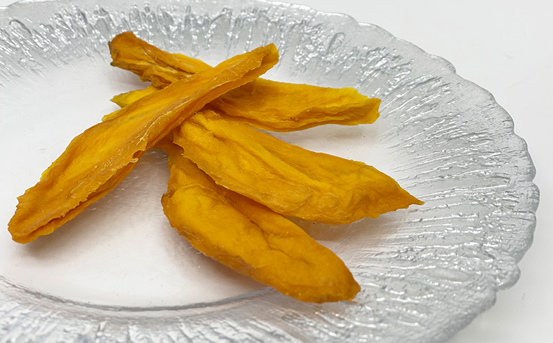 沖縄県産ドライマンゴー　約30g×2袋　合計　約60g おきぽた ドライフルーツ マンゴー スイーツ 専門店 OKIPOTA 南国 天然 スナック フルーツ グルメ 贅沢 高級 人気 おすすめ お土産 ギフト プレゼント 贈り物 沖縄 お取り寄せ