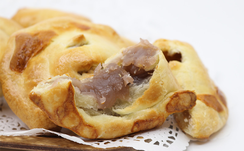 田芋パイ1箱(10個入り)　家庭用簡易包装 おきぽた 田芋パイ マンゴー スイーツ 専門店 OKIPOTA 洋菓子 焼き菓子 パイ生地 沖縄名物 贅沢 手作り 人気 おすすめ お土産 ギフト プレゼント 贈り物 沖縄 お取り寄せ