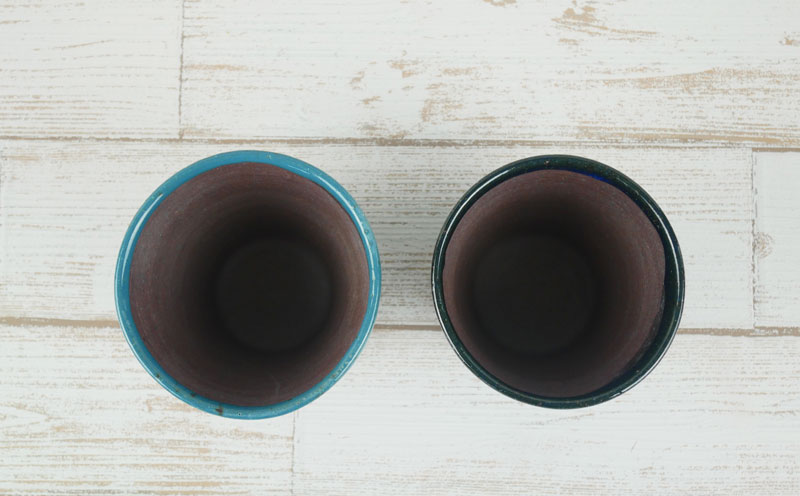 【やちむん丸勇陶房】ゆのみ（中）ツートンブルー2個セット やちむん 2個セット ペア ゆのみ 湯呑 食器 焼き物 焼物 沖縄 お土産 ご当地 お取り寄せ 送料無料 名護市 ふるさと納税 なごし 伝統工芸品 伝統工芸 コップ 陶器