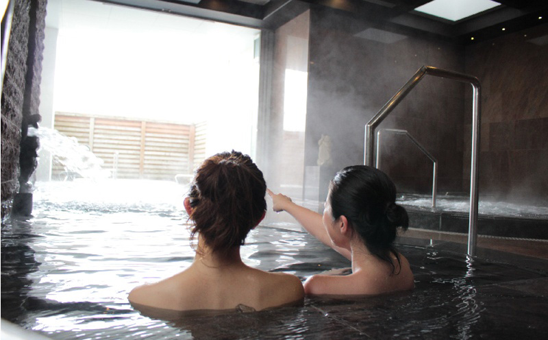 オリエンタルホテル 沖縄リゾート＆スパ　館内利用券（1000円分×3枚）