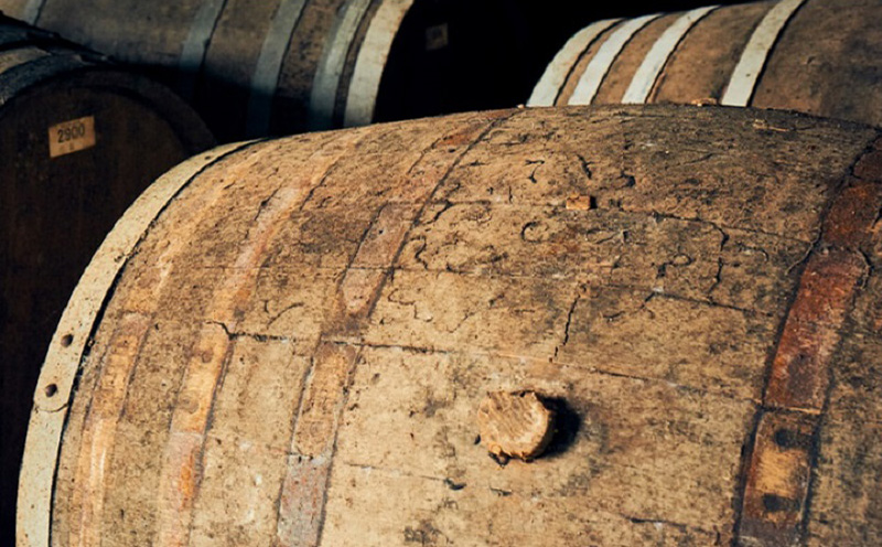 ヘリオス酒造★沖縄産さとうきび100％★沖縄産ラム【HELIOSRUM[ヘリオスラム]（WHITERUM）】40度・720ml【化粧箱入り】