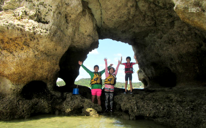 ゆったりと自然を満喫！屋我地島マングローブカヤック体験（大人2名様）