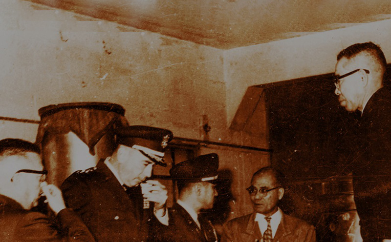 ヘリオス酒造【沖縄泡盛くら原酒シリーズ】くら原酒8年　40%　700ml