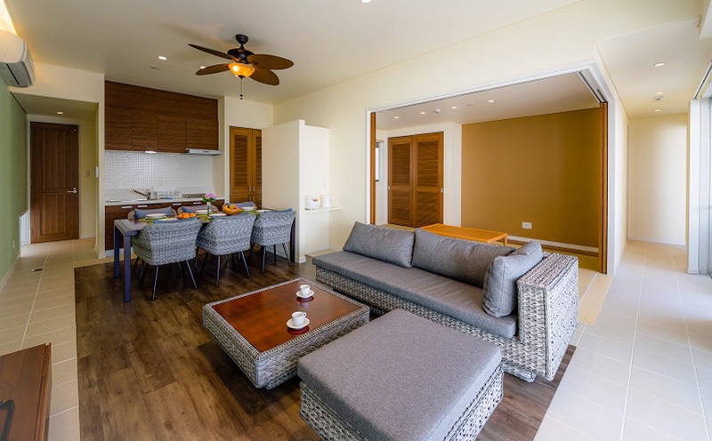 アーマンスイートヴィラ済井出　１棟貸し（８名様まで）3泊素泊り宿泊券 宿泊 チケット 宿泊券 観光地 旅行 観光 宿泊施設 ヴィラ ファミリー 家族 カップル 友人 バカンス 贈り物 プレゼント 人気 おすすめ 沖縄 白い砂浜 ビーチ