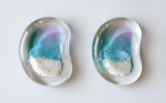 レジンアート 『海の煌き 箸置き』 アクアブルー × パープル 2個セット はしおき はし置き レジンアート 海 ハンドメイド 雑貨 おしゃれ 沖縄市 / Kays Artistry [BCAG029]