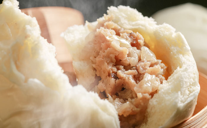 【全3回定期便】あぐーまん 6個入り (2個入り×3P) 肉まん 豚まん 点心 お取り寄せ 冷凍 沖縄市 / 豚々茶舗 [BCBL018]