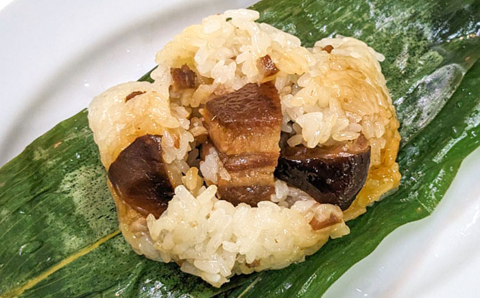 【全12回定期便】ラフティーちまき 8個入り (2個入り×4P) ラフテー ちまき 点心 お取り寄せ 冷凍 沖縄市 / 豚々茶舗 [BCBL032]