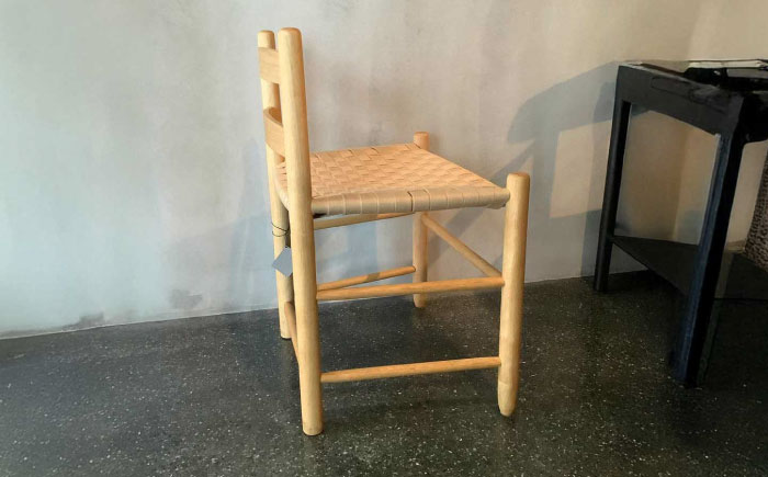 Arakaki木工房 ローバックチェア ラタン調 チェア 椅子 おしゃれ 木製 沖縄市 / コザ工芸館ふんどぅ [BCAU013]