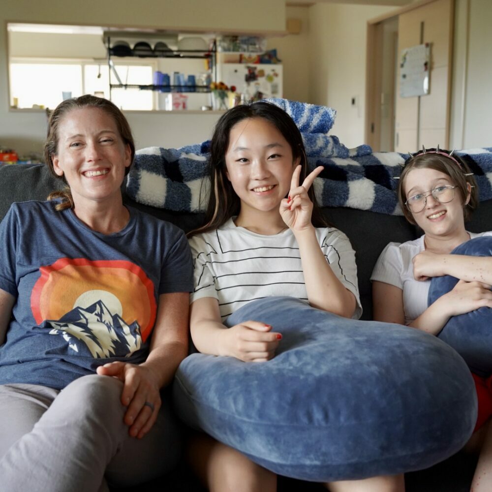 沖縄で留学体験！「まちなか留学」8回パック 留学 ホームステイ 沖縄 体験型 体験チケット 沖縄市 / HelloWorld株式会社 [BCAX002]