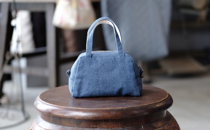 ヤシラミ花織 ランチポーチ 格子モダン (水色・オレンジ系織物) ハンドバッグ 手提げバッグ 小さめ おしゃれ レディース 沖縄市 / FABRIC SHOP MINAMI [BCCS001-01]