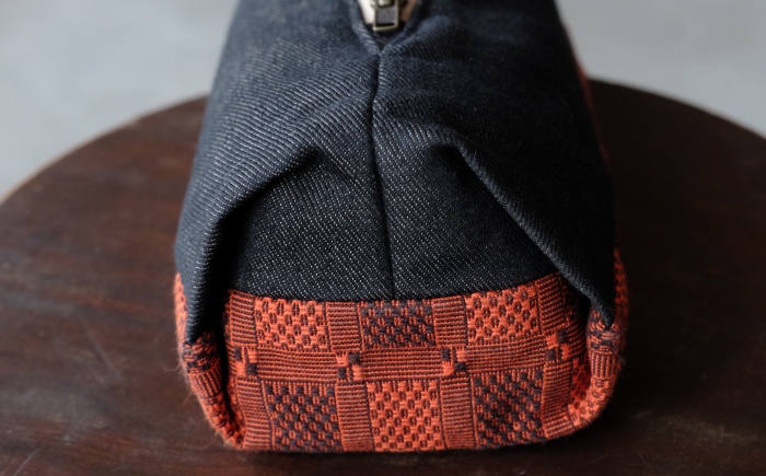 ヤシラミ花織 ワインバッグ 格子モダン (焦茶・濃オレンジ系織物) ボトルバッグ ワインケース ワインクーラー 保冷 おしゃれ 沖縄市 / FABRIC SHOP MINAMI [BCCS003-02]