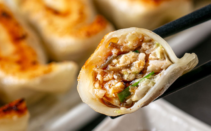 冷凍マグロギョーザ 36個(12個入り3パック) 餃子 冷凍 国産 マグロ 沖縄産 沖縄市 / 沖縄市漁業協同組合 パヤオ直売店 [BCDZ010]