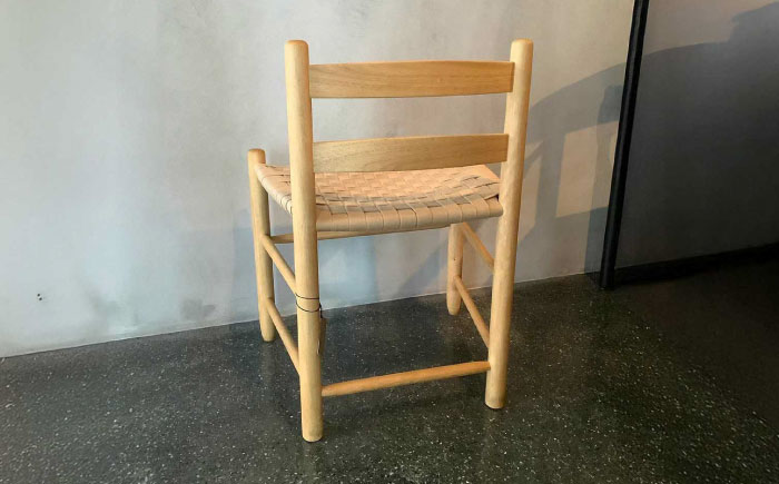 Arakaki木工房 ローバックチェア ラタン調 チェア 椅子 おしゃれ 木製 沖縄市 / コザ工芸館ふんどぅ [BCAU013]