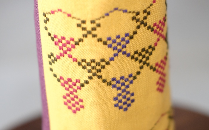 経浮花織 ワインバッグ 葡萄 (青色・黄色織物) ボトルバッグ ワインケース ワインクーラー 保冷 おしゃれ 沖縄市 / FABRIC SHOP MINAMI [BCCS003-03]