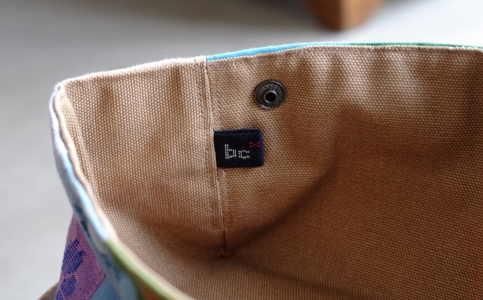 経浮花織 ティッシュケース 格子花 ティッシュカバー ティッシュボックス おしゃれ かわいい 沖縄市 / FABRIC SHOP MINAMI [BCCS004-01]