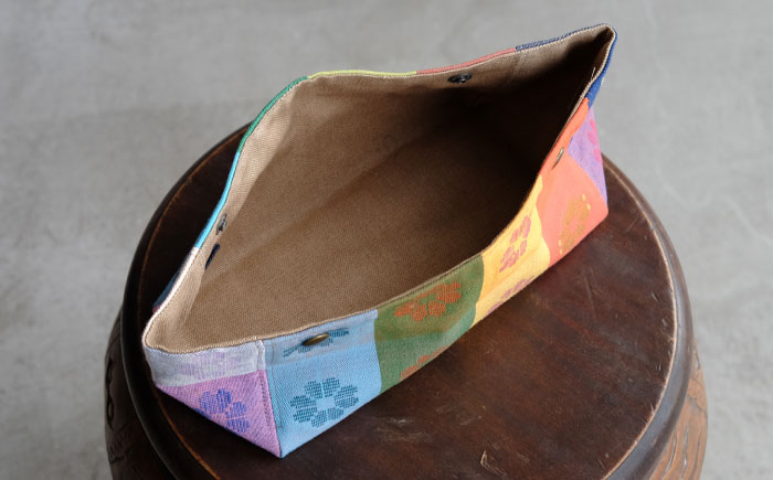 琉球花織ティッシュケース (2カラー) ティッシュカバー ティッシュボックス おしゃれ かわいい 沖縄市 / FABRIC SHOP MINAMI [BCCS004] 経浮花織 (格子花)