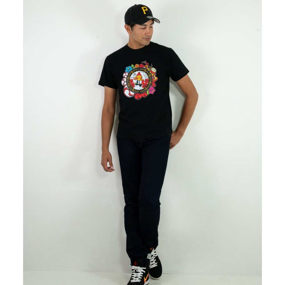 沖縄市 マンホールTシャツ エイ坊 (黒 / Mサイズ) Tシャツ 半袖 キャラクター メンズ レディース 沖縄市 黒色 沖縄市 / 株式会社TAK JAPAN [BCDK002-02]