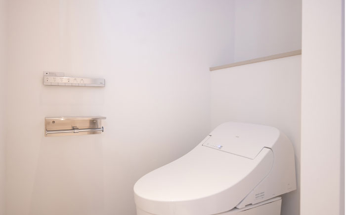 レフ沖縄アリーナ by ベッセルホテルズ スーペリアツインルーム 1泊2日 宿泊券 (1～2名様/朝食付き) 宿泊利用券 沖縄旅行 ホテル チケット ギフト 沖縄市 / 株式会社すこやかホールディングス [BCAP003]