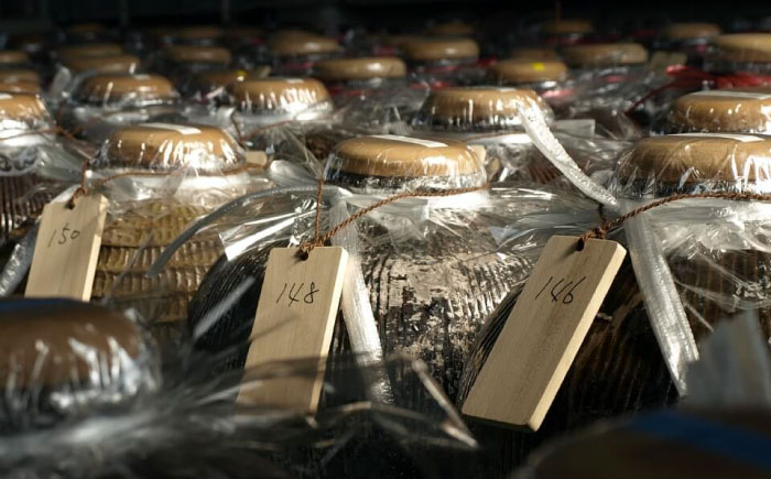 琉球泡盛 琉球パック 30度 1800ml×6 セット 泡盛 焼酎 地酒 お酒 ギフト 年内発送 沖縄市 / 新里酒造株式会社 [BCAS007]