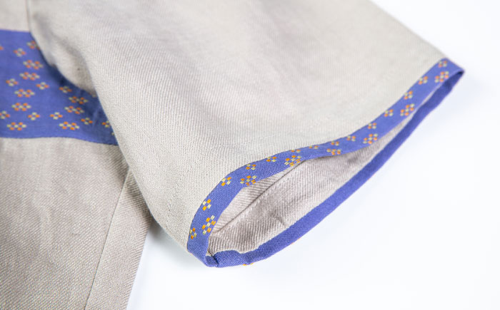 サマーシャツ（グレーベージュ / メンズ）琉球織物 経浮花織入り ファッション フォーマル カジュアル 冠婚葬祭 / 沖縄市 FABRIC SHOP MINAMI [BCCS013]