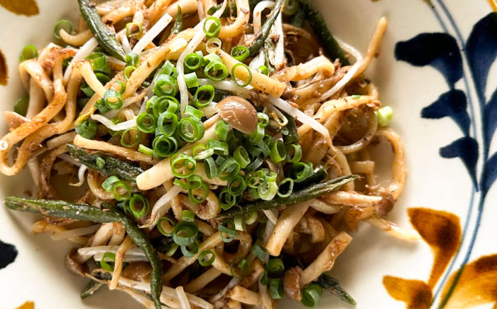 和カラソバ (4人前) 沖縄そば おきなわそば ご当地グルメ お土産 ギフト おすすめ 年内発送 沖縄市 / みやんち STUDIO&COFFEE [BCCX008]