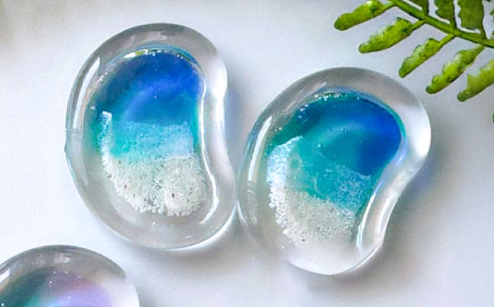 レジンアート 『海の煌き 箸置き』 ターコイズ × ブルー 2個セット はしおき はし置き レジンアート 海 ハンドメイド 雑貨 おしゃれ 沖縄市 / Kays Artistry [BCAG028]