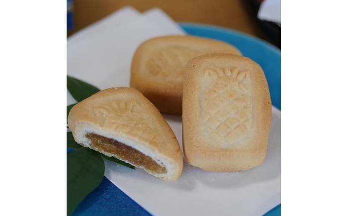 【お歳暮対象】【第一回沖縄県産業まつり県知事賞受賞】銘菓 琉球酥 (りゅうきゅうすー) 16個×1箱 和菓子 茶菓子 お土産 お取り寄せ ギフト 沖縄市 / 琉球酥製造所 [BCDO001] お歳暮(12月下旬までにお届け)