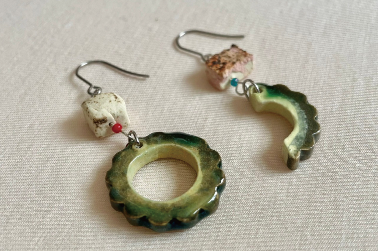 ゴーヤーのピアスorイヤリング 2連(MIX)｜ピアス イヤリング アクセサリー ゴーヤー セット 沖縄 沖縄県 豊見城市 送料無料(DD015)