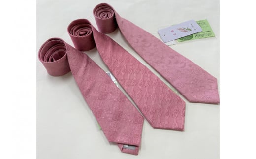 AI004　ウージ染め花穂ネクタイ