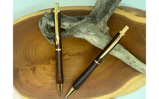 沖縄天然木の木軸ペン＆シャープペンシルのセット｜ペン ボールペン シャープペンシル 木 木軸 木材 木軸ペン 特別 受注生産 職人 手作り ギフト 贈り物 文具 文房具 筆記用具 沖縄 沖縄県 豊見城市(CL004)