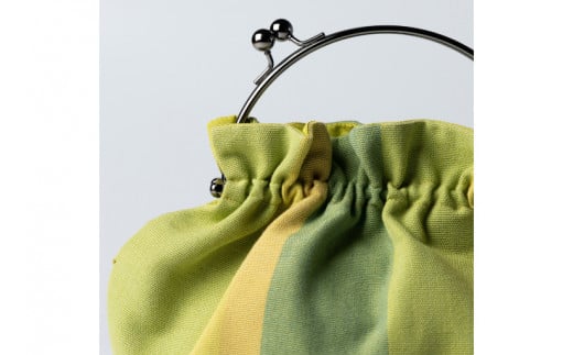 AI026　ウージ染めベンリーバッグ（太縞）