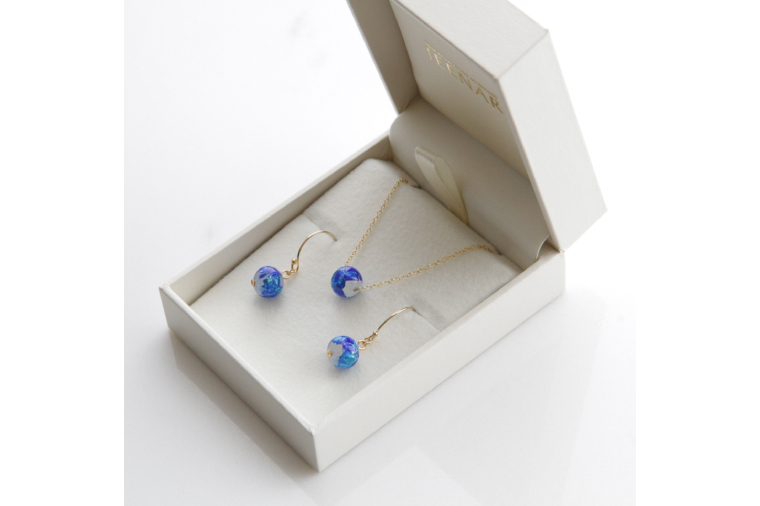 アクセサリー ピアス ペンダント ホワイトホタルガラス 14KGFセット｜ピアス アクセサリー ペンダント ネックレス ガラス 14KGF セット ホワイト ホワイトホタルガラス ホワイトデー 贈り物 ギフト 沖縄 沖縄県 豊見城市(AT004)