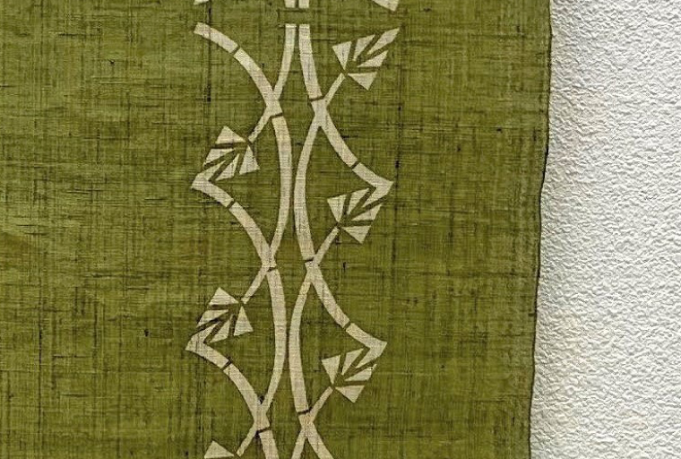 AI013　ウージ染めタペストリー（ウージの穂）