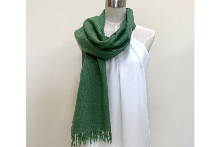 AI029-1　ウージ染めストール～ウール～