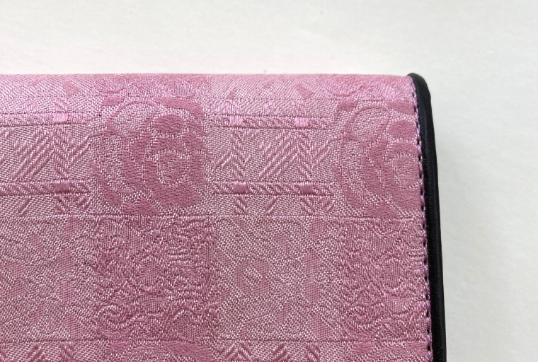 AI040　ウージ染め花穂名刺入れ