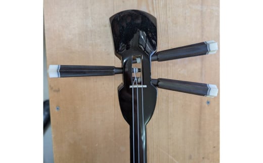 「三線工房ダイキ」南洋白木　人工張り三線セット｜三線 沖縄 楽器 音楽 日本 初心者 セット 初心者セット 三線工房 沖縄三線 おきなわ 送料無料 豊見城市(CU001)