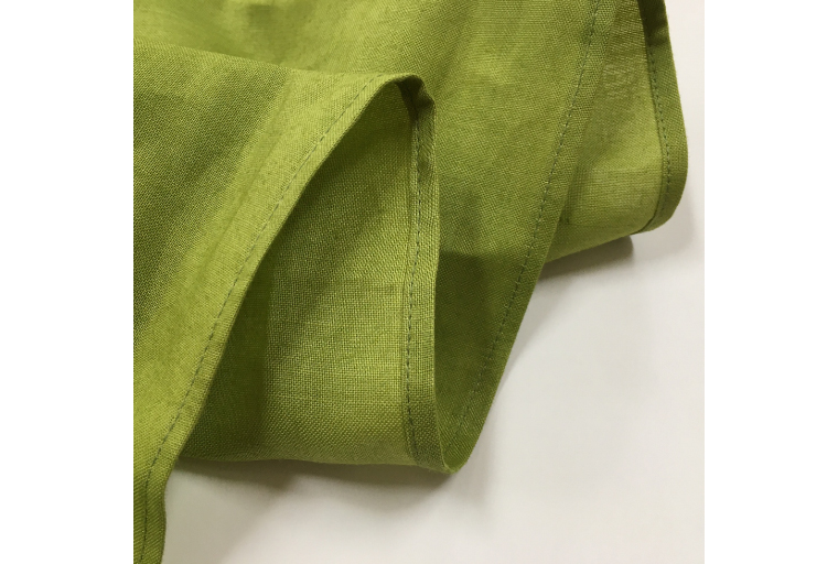 ウージ染め大判風呂敷｜風呂敷 ウージ染め ウージ 染物 テーブルクロス さとうきび 沖縄 伝統 沖縄県 豊見城市(AI024)