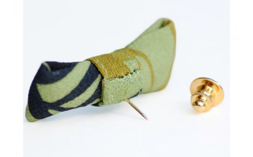 AT012　haberu ピンブローチ KIKKOU／PIN BROOCH