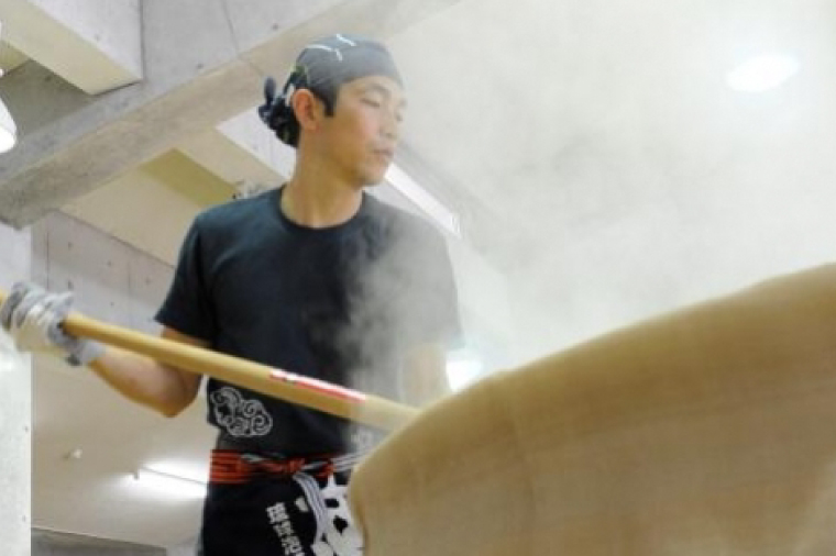 初心者おすすめ！はじめの泡盛 3本セット｜酒 お酒 アルコール 酒類 忠孝酒造 泡盛 十年古酒 三年古酒 四日麹新酒 忠孝ゴールドプレミアム 夢航海 よっかこうじ 送料無料 ユネスコ 無形文化遺産 ユネスコ無形文化遺産登録決定 伝統的酒造り 酒造 沖縄県 沖縄 豊見城市(BY030)