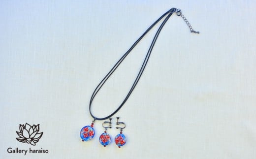 【トンボ玉】緑の風・サンダンカジュエリーセット【レッド×ブルー】