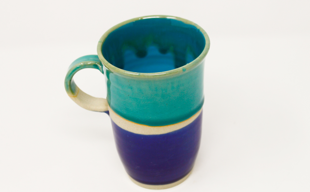 【琉球太田焼窯元】沖縄のエメラルドグリーンとコバルトブルーの海マグカップ