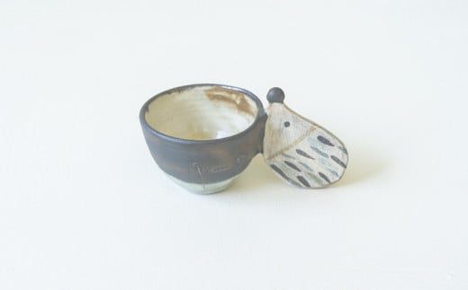【沖縄のかわいい器】土の種のハリネズミカップ