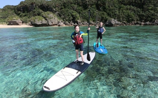 パワースポット果報バンタ＆秘密のビーチ上陸SUPツアー！【2名様】