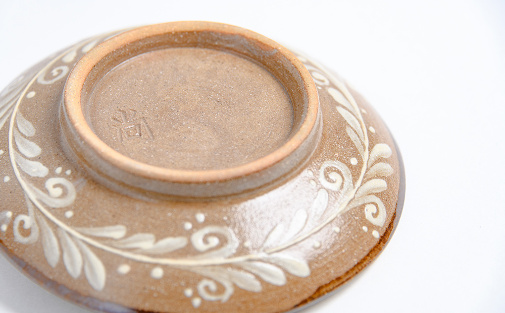 ＜4.5寸皿＞線彫り・魚紋　2枚セット【尚工房】