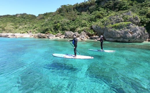 浜比嘉島の断崖絶壁＆シークレットビーチ上陸SUPツアー！【2名様】